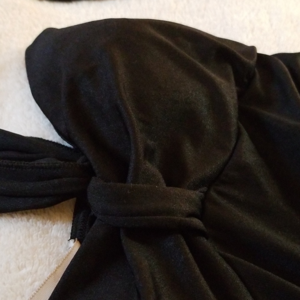 Halter top - Picture 4 of 4
